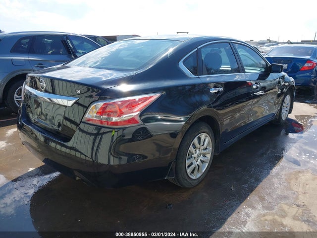 Nissan Altima 2.5 S 2015 1N4AL3AP9FN337535 Image 4