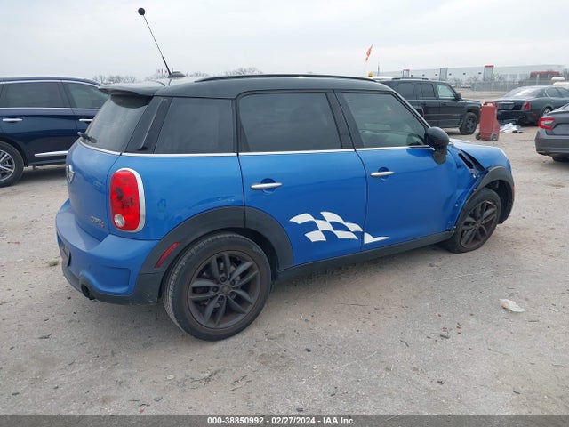 2013 MINI COUNTRYMAN WMWZC3C55DWP22846 Photo 3