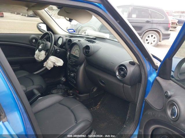 2013 MINI COUNTRYMAN WMWZC3C55DWP22846 Photo 4