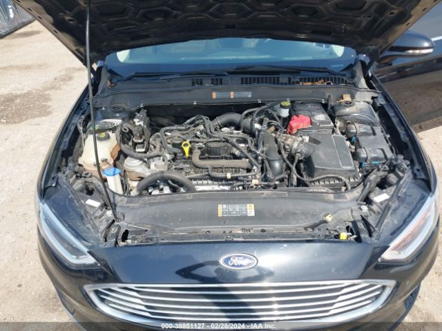 3FA6P0CD8KR219544 Ford FUSION SEL