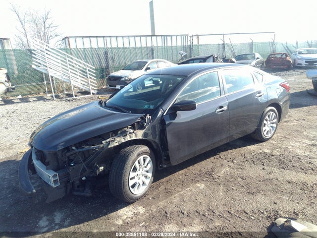 Nissan Altima 2.5 S 2018 1N4AL3AP7JC230763 Image 2