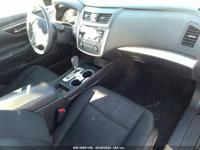 Nissan Altima 2.5 S 2018 1N4AL3AP7JC230763 Image 5