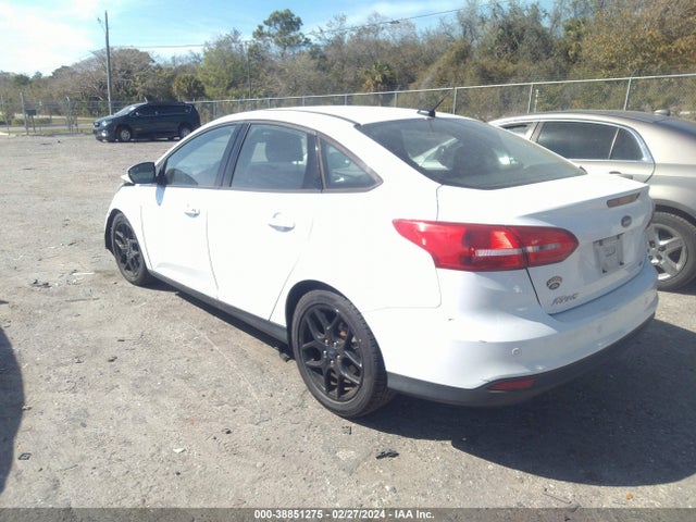 2016 FORD FOCUS SE VIN: 1FADP3F25GL299717