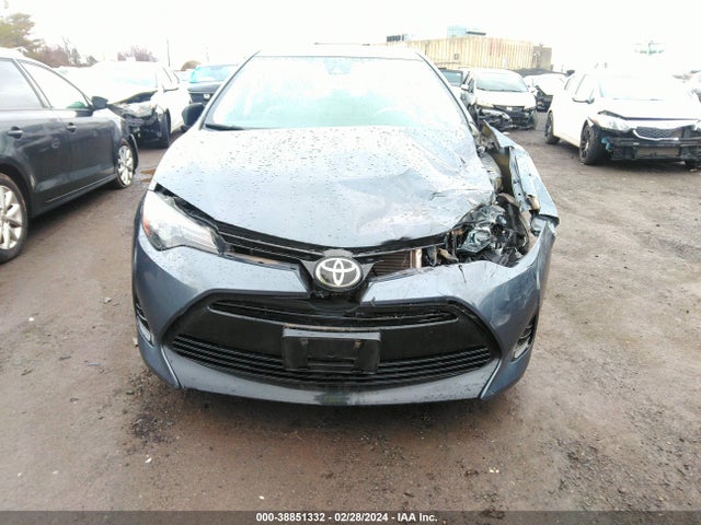 Toyota COROLLA LE 2018 2T1BURHE7JC053609 Image 12