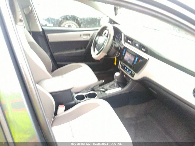 Toyota COROLLA LE 2018 2T1BURHE7JC053609 Image 5