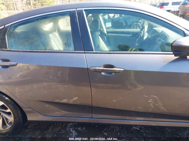Honda CIVIC EX 2016 2HGFC2F73GH573824 Image 13