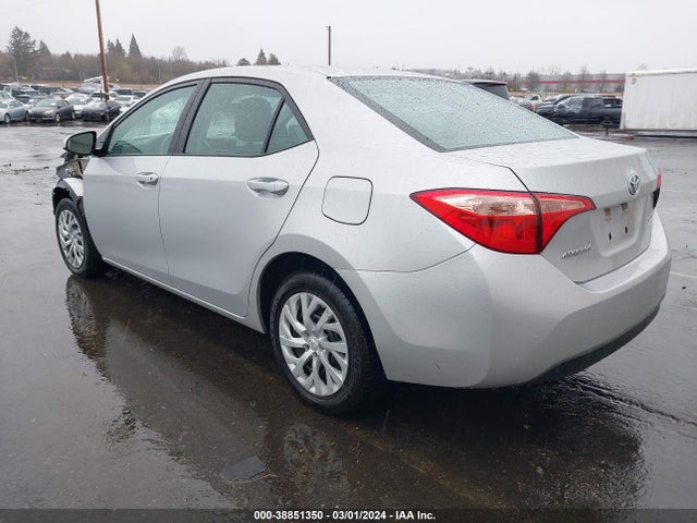 Toyota COROLLA LE 2019 5YFBURHE4KP898838 Image 3