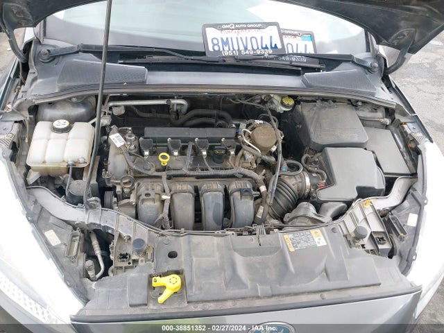 2015 FORD FOCUS SE VIN: 1FADP3F2XFL342009