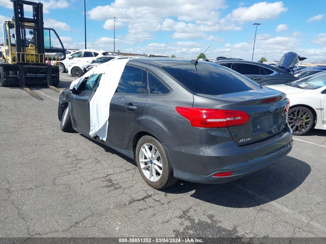 2015 FORD FOCUS SE VIN: 1FADP3F2XFL342009