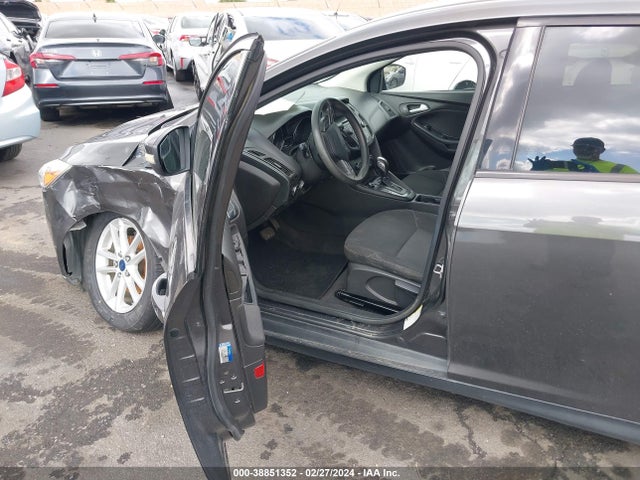 2015 FORD FOCUS SE VIN: 1FADP3F2XFL342009