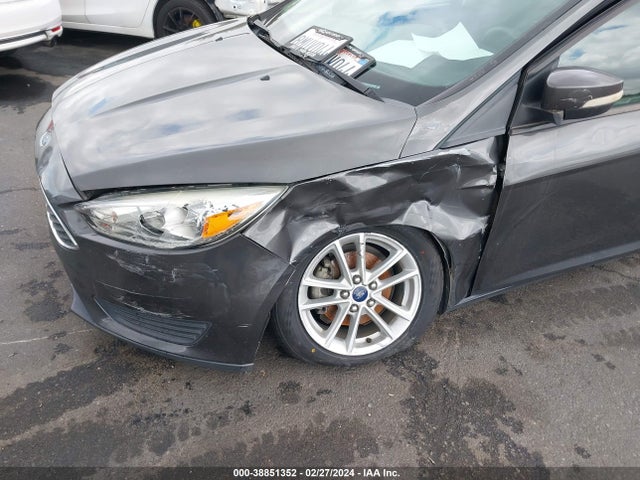 2015 FORD FOCUS SE VIN: 1FADP3F2XFL342009
