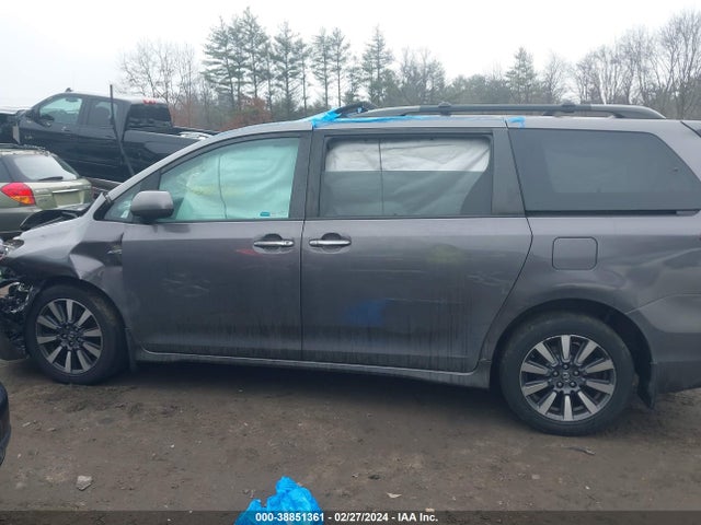 Toyota Sienna Xle 7 Passenger 2018 5TDDZ3DC8JS201818 Image 14