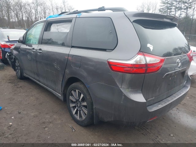 Toyota Sienna Xle 7 Passenger 2018 5TDDZ3DC8JS201818 Image 3