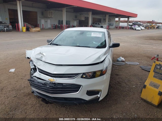 Chevrolet Malibu 1ls 2018 1G1ZB5ST6JF257595 Image 2