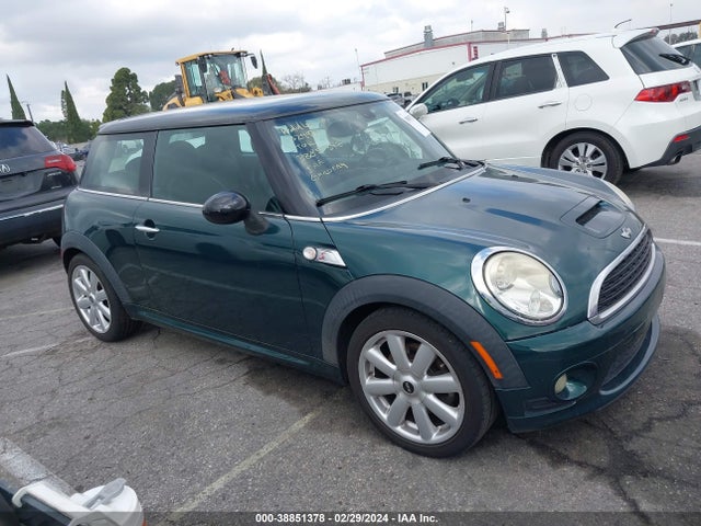 2007 MINI COOPER S WMWMF73597TT85807 Photo 0