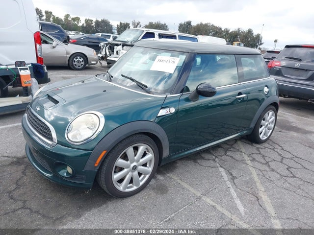 2007 MINI COOPER S WMWMF73597TT85807 Photo 1