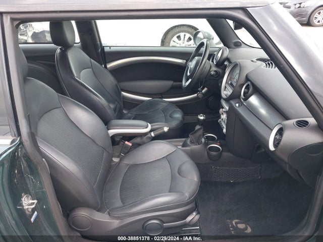 2007 MINI COOPER S WMWMF73597TT85807 Photo 4