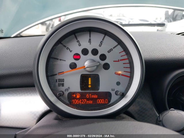2007 MINI COOPER S WMWMF73597TT85807 Photo 6