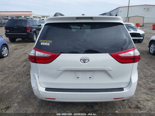 Toyota Sienna Le 8 Passenger 2015 5TDKK3DC6FS679464 Image 17