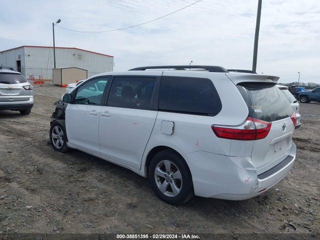 Toyota Sienna Le 8 Passenger 2015 5TDKK3DC6FS679464 Image 3