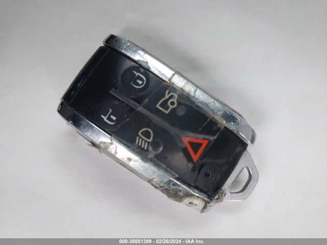 2009 JAGUAR XF SAJWA05B79HR02646 Photo 10