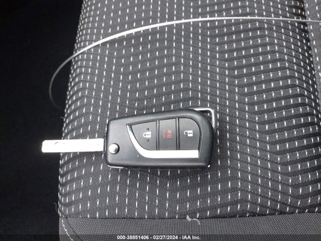 Toyota COROLLA IM 2017 JTNKARJE0HJ530023 Image 11