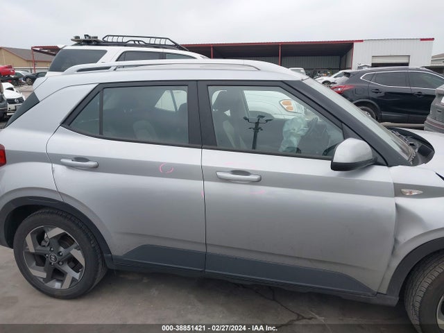 Hyundai Venue Sel 2022 KMHRC8A35NU194431 Image 14