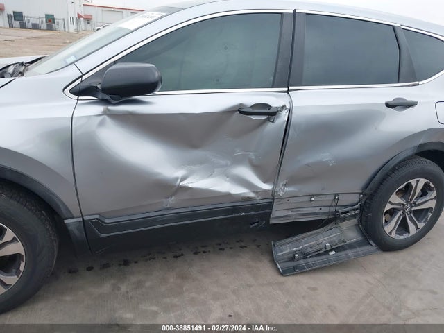 Honda CR-V LX 2017 7FARW5H33HE007334 Image 6