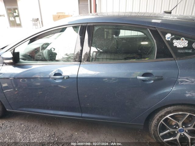 1FADP3M23JL222435 Ford FOCUS SEL