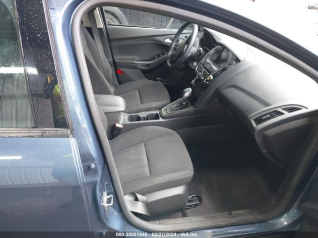 1FADP3M23JL222435 Ford FOCUS SEL