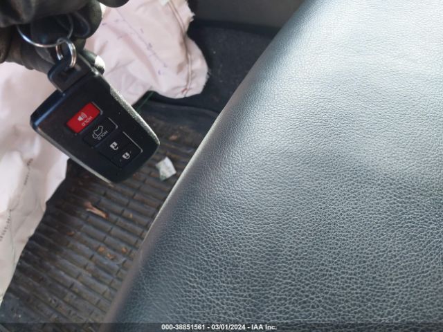 JTMDJREV6GD034762 Toyota Rav4 Hybrid Limited
