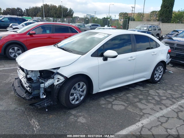 Toyota COROLLA LE 2022 JTDEPMAE3N3008733 Image 2