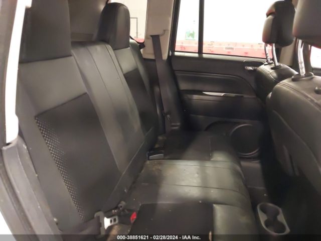 1C4NJCEA1GD735529 Jeep Compass Latitude