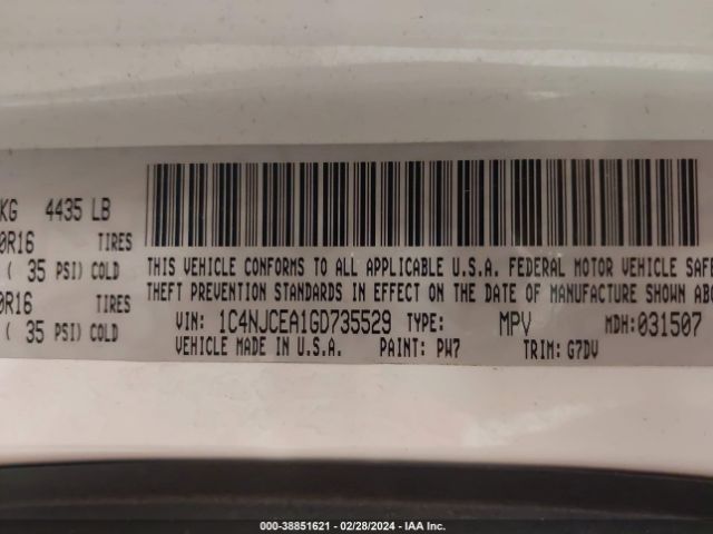 1C4NJCEA1GD735529 Jeep Compass Latitude