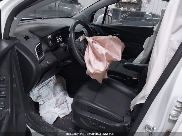 Chevrolet Trax Awd Lt 2022 KL7CJPSMXNB565870 Image 5