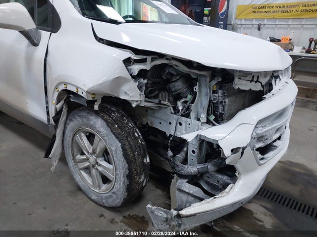 Chevrolet Trax Awd Lt 2022 KL7CJPSMXNB565870 Image 6