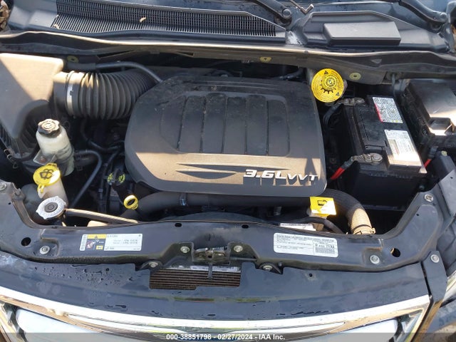 2C4RC1BG2FR577612 Chrysler Town & Country Touring