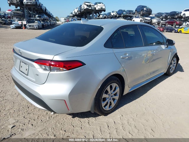Toyota COROLLA LE 2021 5YFEPMAE4MP152569 Image 4