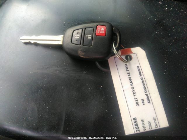 Toyota RAV4 LE 2017 2T3ZFREV9HW341970 Image 11