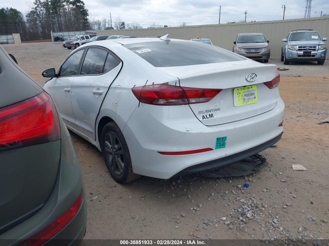 Hyundai ELANTRA SE 2017 5NPD84LF3HH077512 Image 3