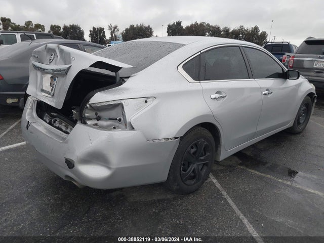 Nissan Altima 2.5 S 2015 1N4AL3AP2FN394336 Image 4