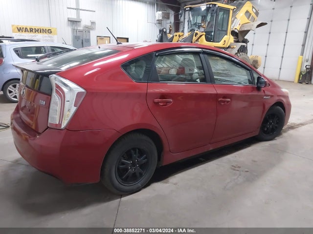Toyota Prius Two 2014 JTDKN3DU4E1752052 Image 4