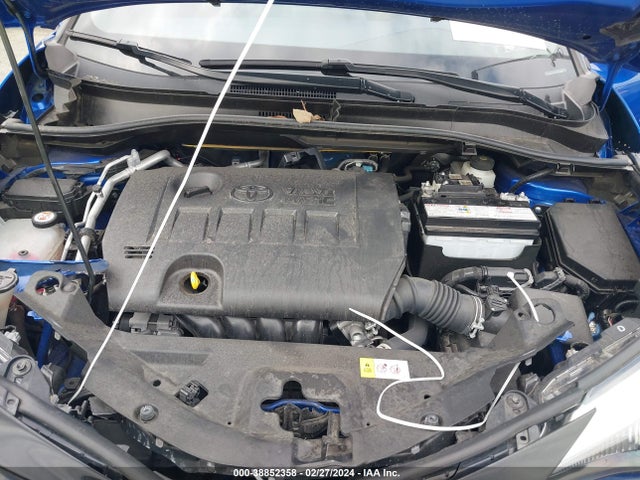 Toyota C-HR XLE 2021 JTNKHMBX3M1126335 Image 10