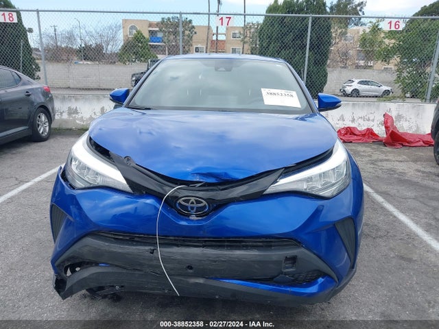 Toyota C-HR XLE 2021 JTNKHMBX3M1126335 Image 12