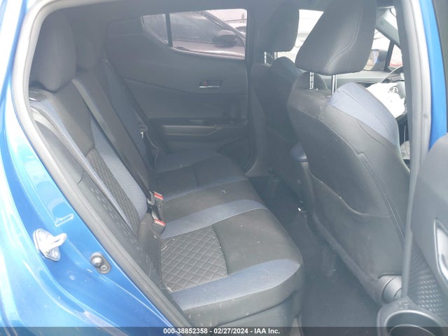 Toyota C-HR XLE 2021 JTNKHMBX3M1126335 Image 8