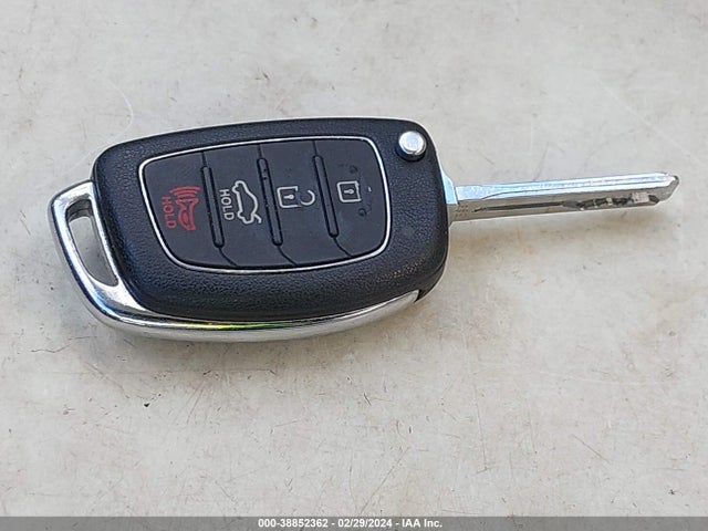 Hyundai SONATA SE 2017 5NPE24AFXHH449033 Image 11