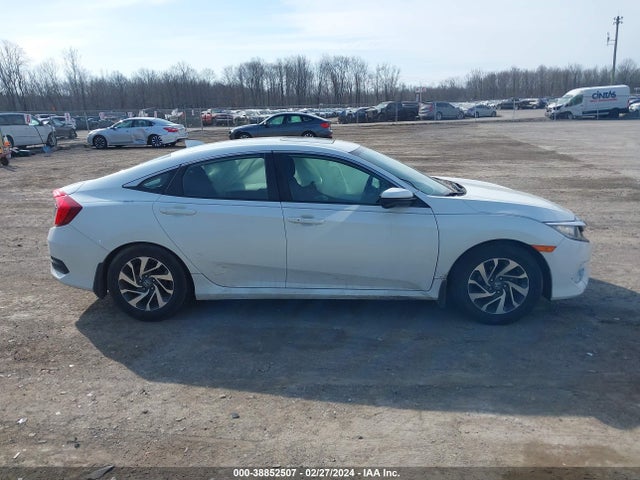 Honda CIVIC EX 2017 19XFC2F74HE060187 Image 13