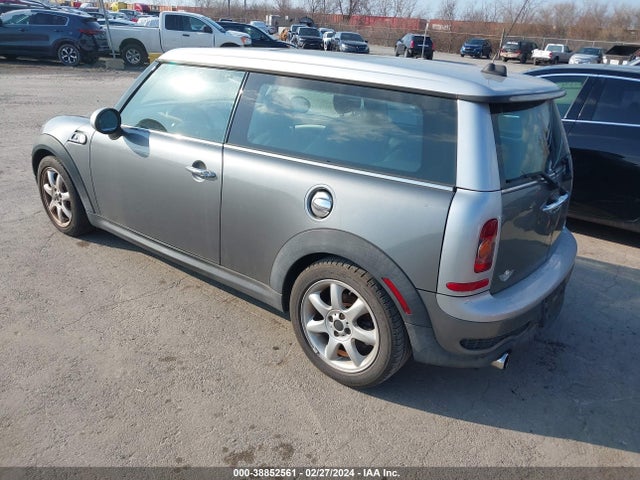 2008 MINI COOPER S CLUBMAN WMWMM33598TP87830 Photo 2