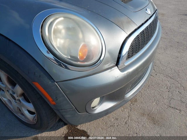 2008 MINI COOPER S CLUBMAN WMWMM33598TP87830 Photo 5