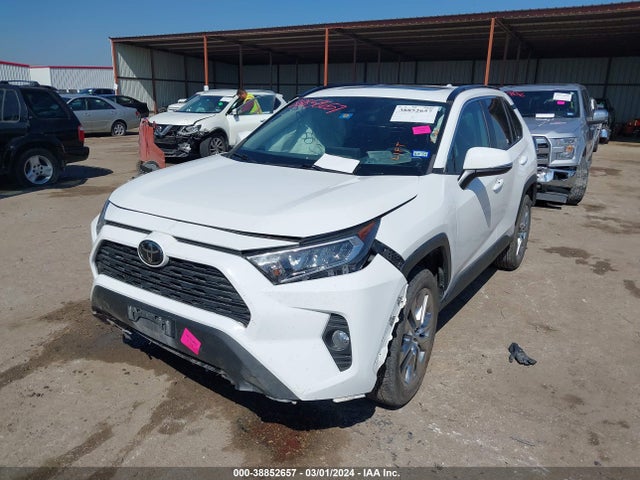 Toyota Rav4 Xle Premium 2020 2T3C1RFV2LW073887 Image 2